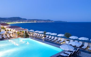 Radisson Blu Hotel Nice 4*