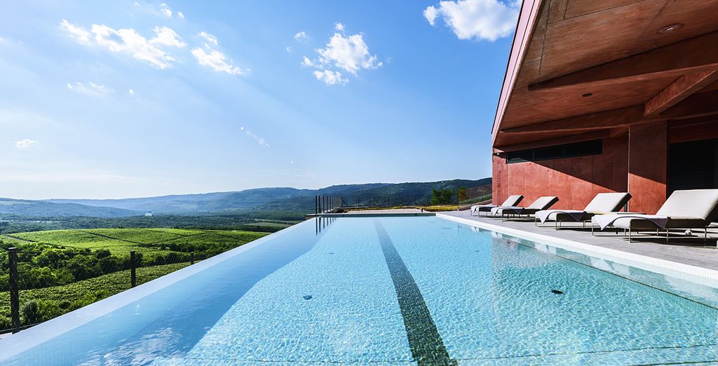 Roxanich Wine & Heritage Hotel
