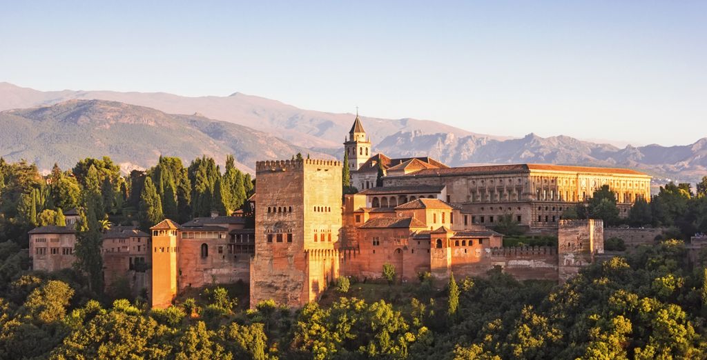 Autotour: Unvergessliche Tage zwischen Bergen und Meer