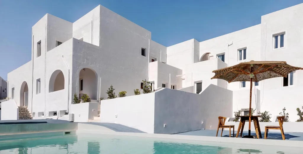 Voca Hotel & Suites 4*