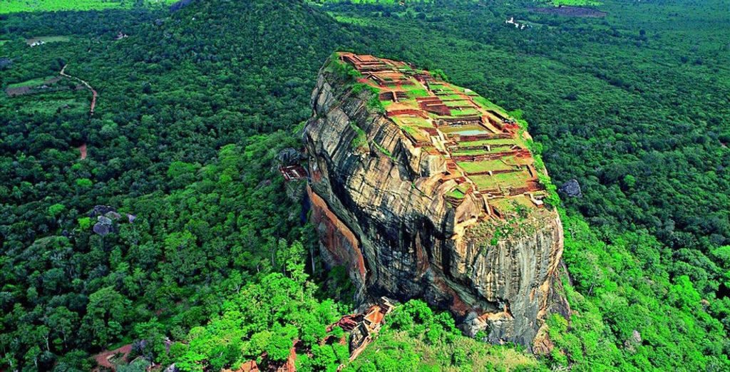 Rundreise Sri Lanka mit Walbeobachtung