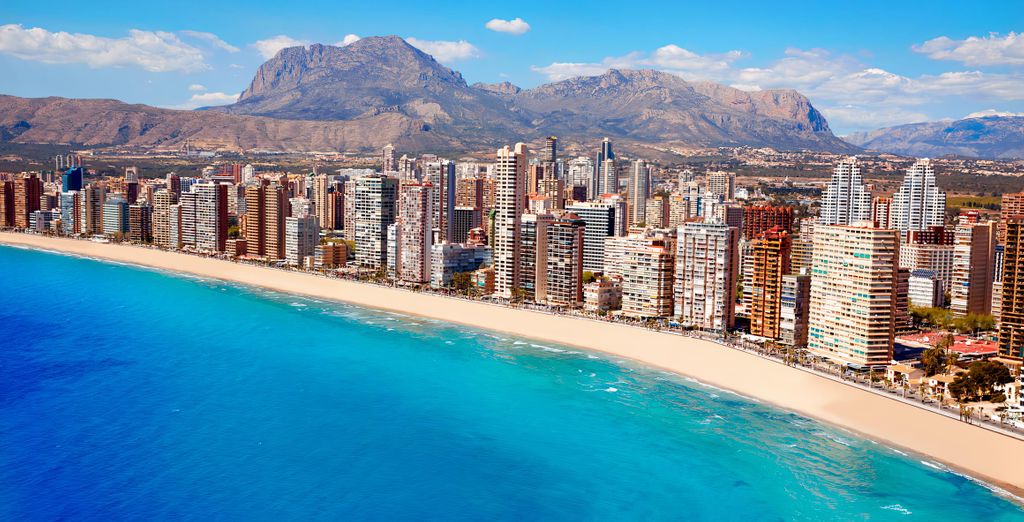 Flash Benidorm 4* - Solo Adultos