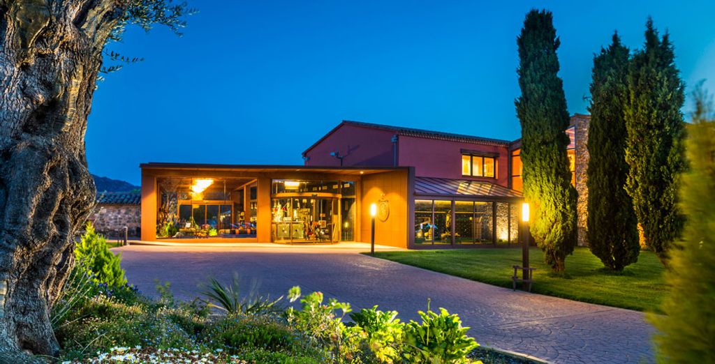 Hotel Sallés Mas Tapiolas 4*