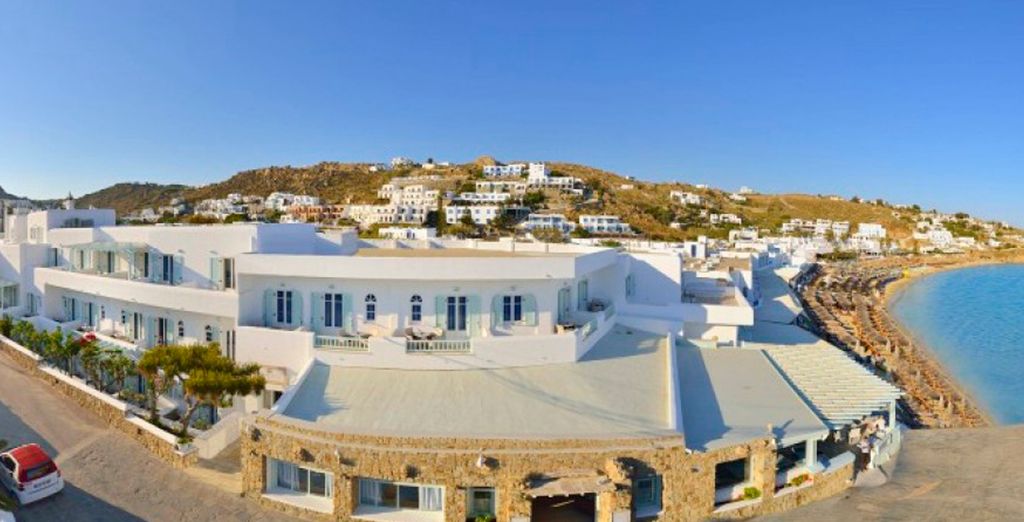 Petinos Hotel 4*