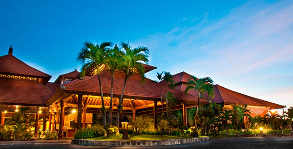 Hotel Inata at Bisma en Ubud y Hotel Sanur Paradise Plaza 