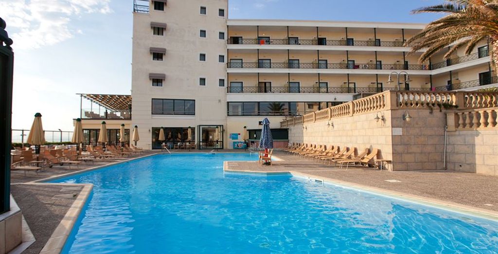 Aquamarina Hotel 4*
