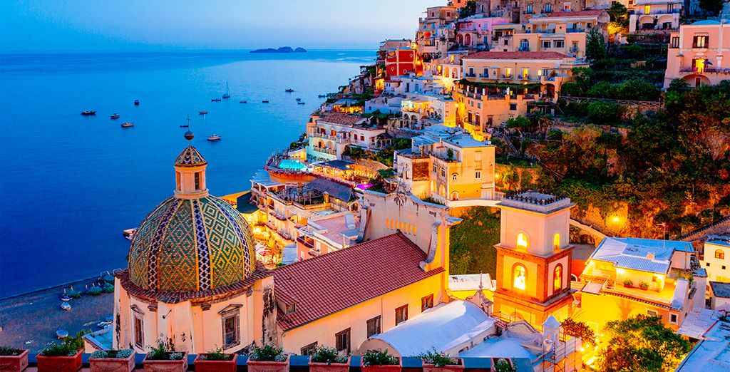 Vacaciones en Nápoles con ofertas de vuelos y hoteles baratos hasta el 70% de descuentos, viajes en Nápoles con Voyage Privé