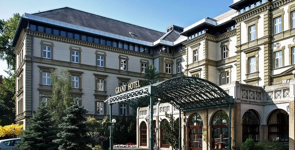 Отель Danubius Grand Hotel Margitsziget 4* в Будапеште (Венгрия).