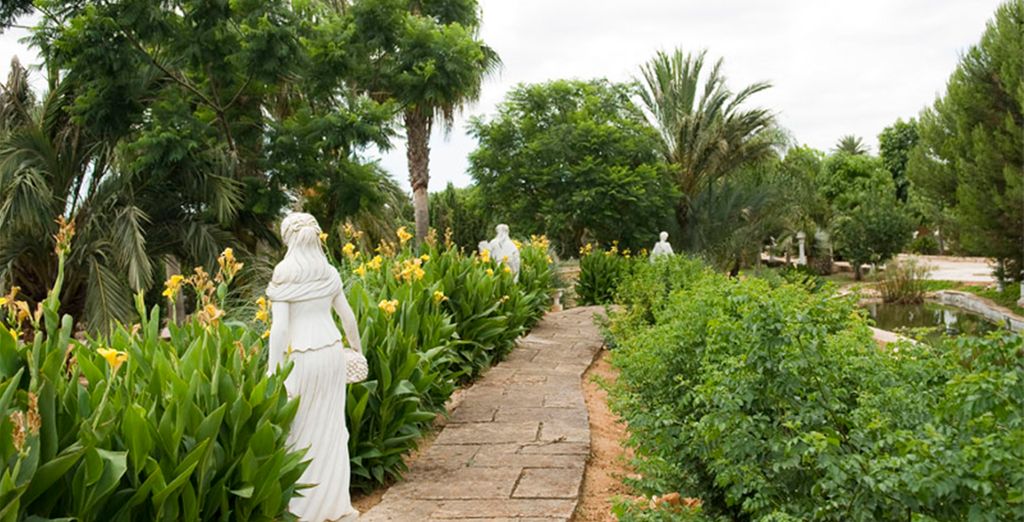 Es Revellar Art Resort 5*