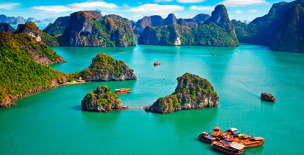 Vietnam Impresionante con 2 noches en la Bahía de Halong