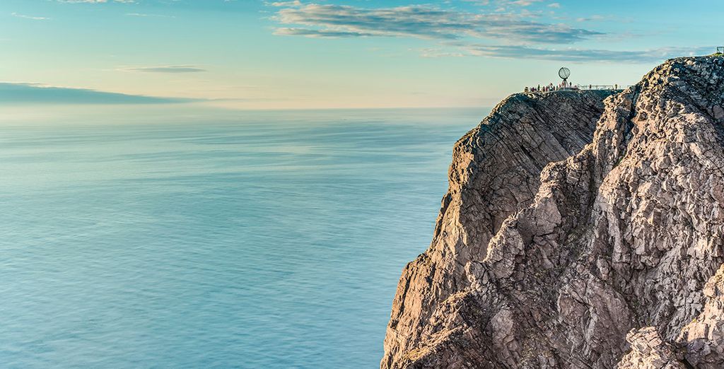 Islas Lofoten y sol de medianoche