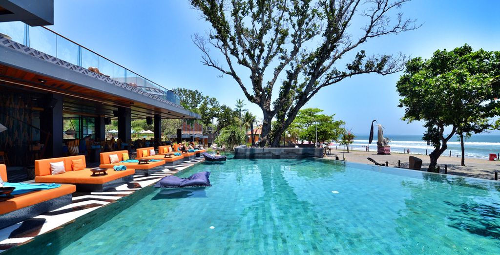 Hotel Indigo Bali Seminyak Beach 5*