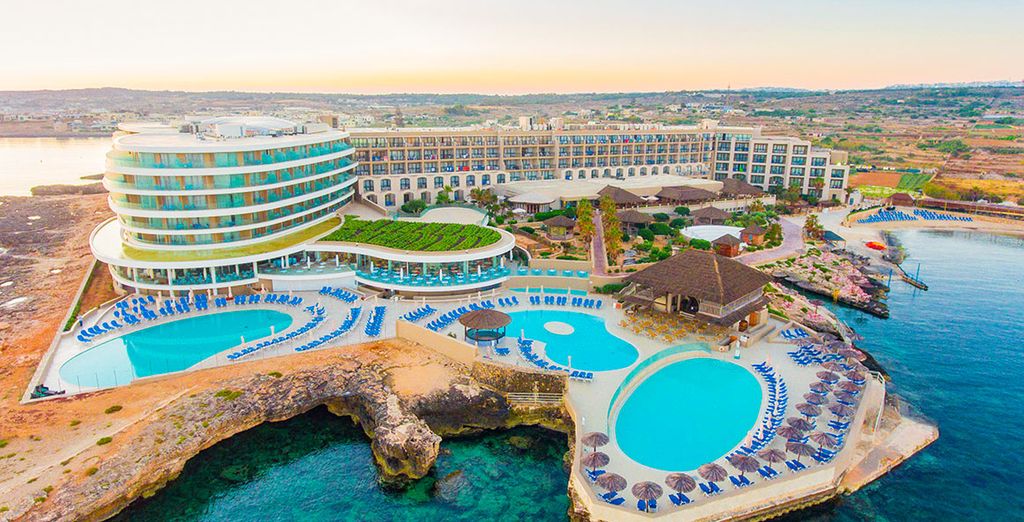 Hotel Ramla Bay Resort Malta 4*