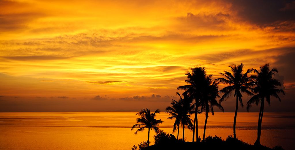  Jambuluwuk Oceano Seminyak 5* con posible preextensión en Singapur