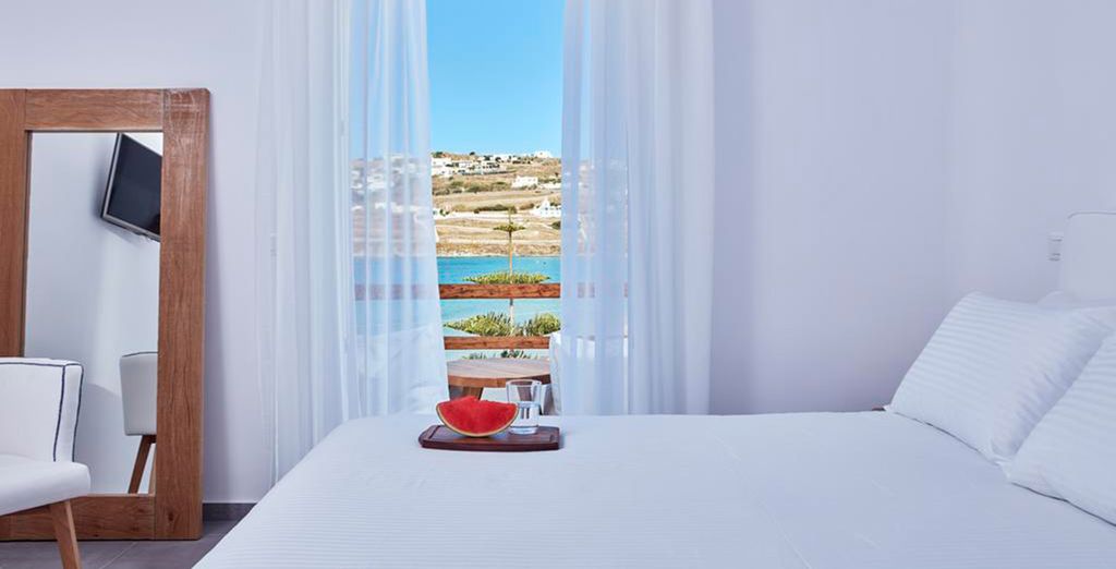 Mykonos Waves Beach House & Suites 4*