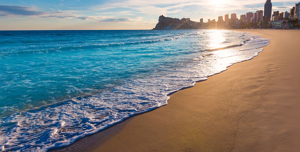 Hotel 4* en Benidorm y entrada a Terra Mítica