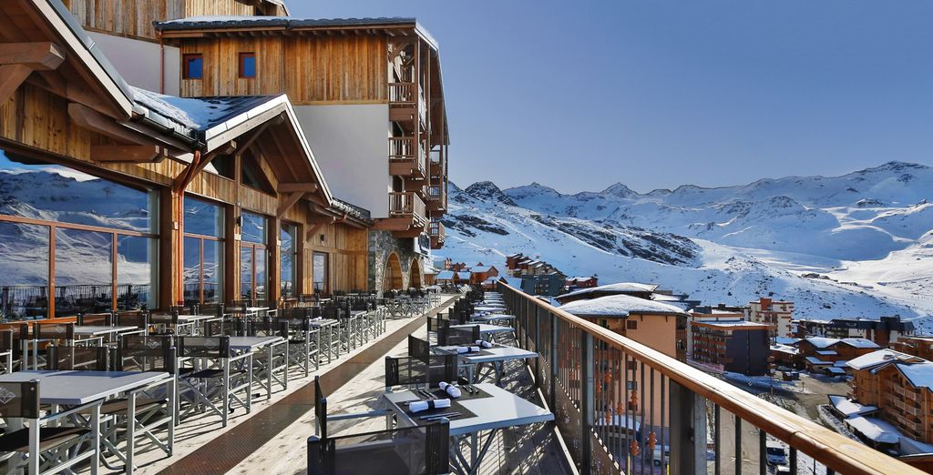Balcons en bois de la Résidence Koh I Nor 5 étoiles by Les Etincelles, face à Val Thorens
