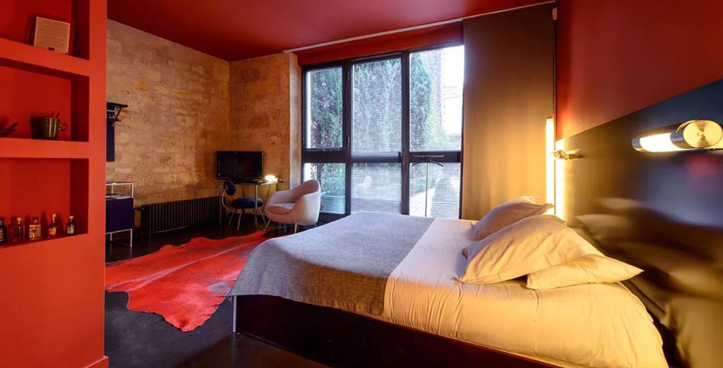 Hôtel France 4 étoiles avec chambre spacieuse et lit double tout confort