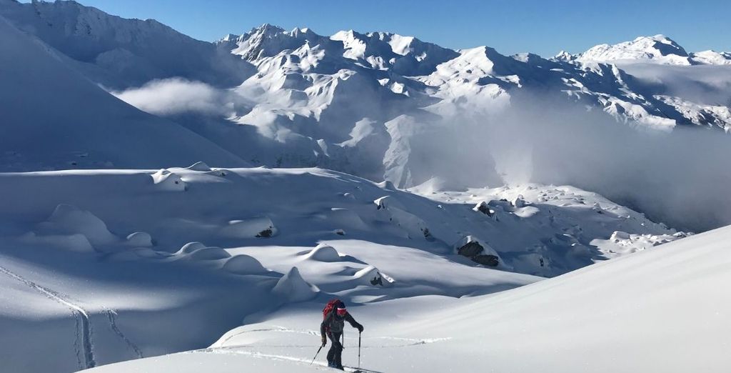 Perfectionnement en ski de randonnée dans le Beaufortain - Albertville -  Jusqu&#39;à -70% | Voyage Privé