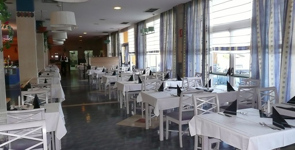Hôtel Club Marmara Ambar Beach 4*