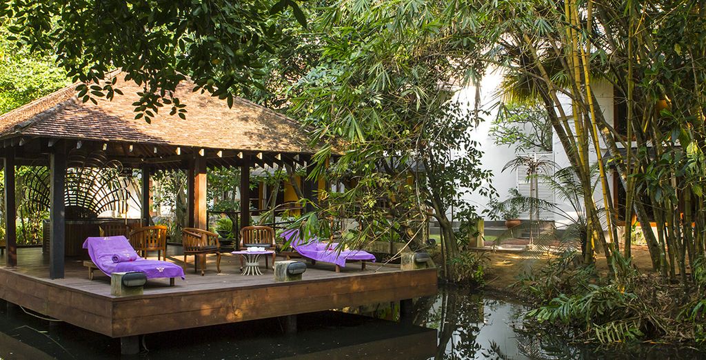 Royal Palms Beach Hotel 5*