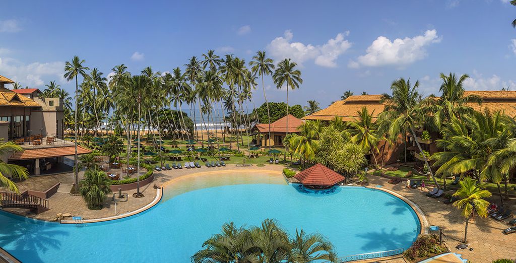 Royal Palms Beach Hotel 5*
