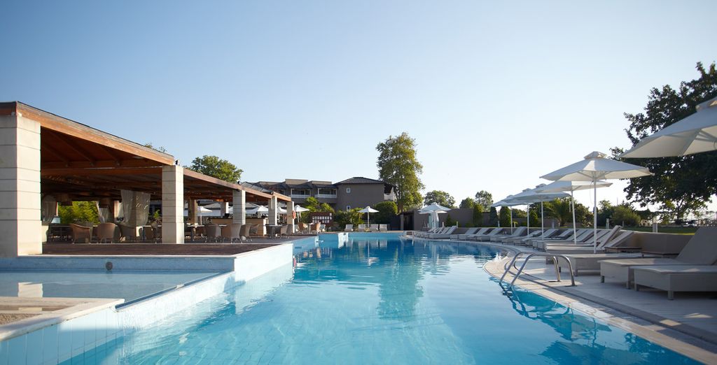 Location de vacances en Grèce au coeur d'un hôtel cinq étoiles avec spa, piscine et espace détente