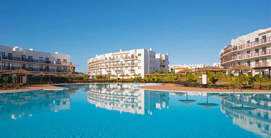 Hôtel Melia Dunas Beach Resort & Spa 5* - Sal - Jusqu'à -70% | Voyage Privé