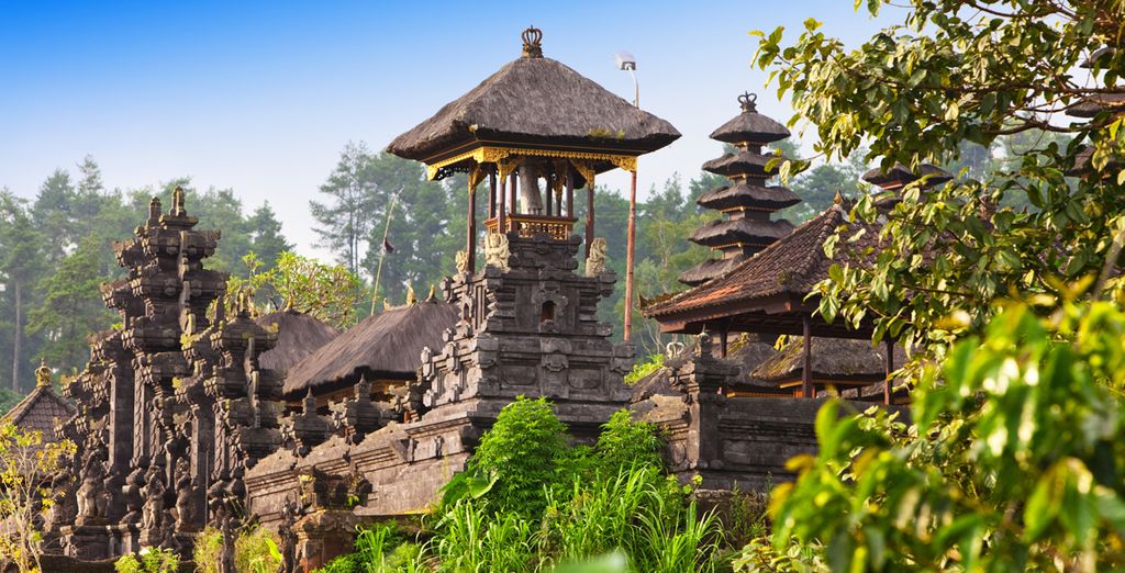 Vols Paris/Bangkok, Paris/Phuket, Paris/Bangkok/Phuket et Paris/Bali avec Malaysia Airlines en classe économique