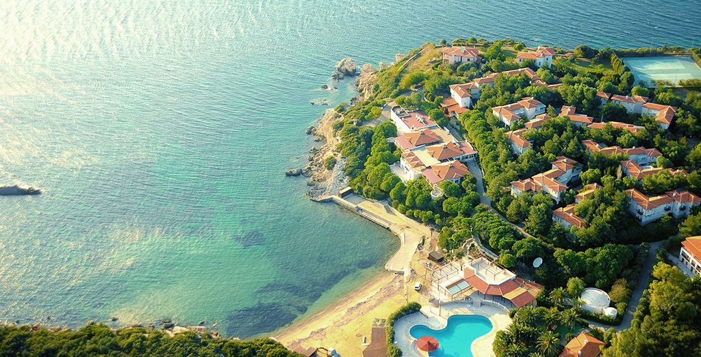 Hôtel Teos Village 4*