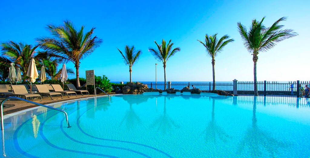 Lopesan Villa del Conde Resort & Corallium Thalasso 5*