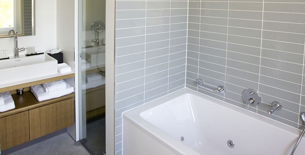 Hotel De Hallen 4*