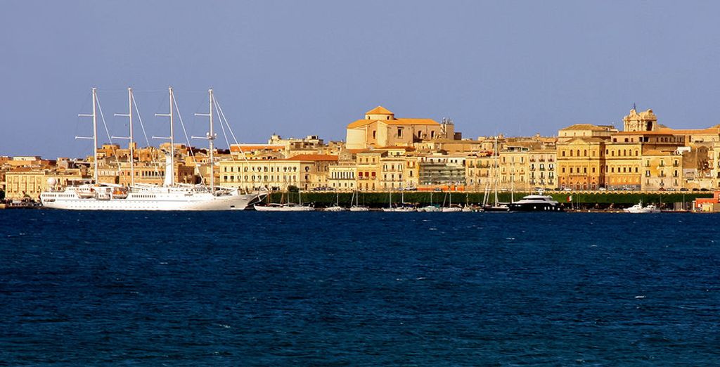Hotel Villa Carlotta 4*