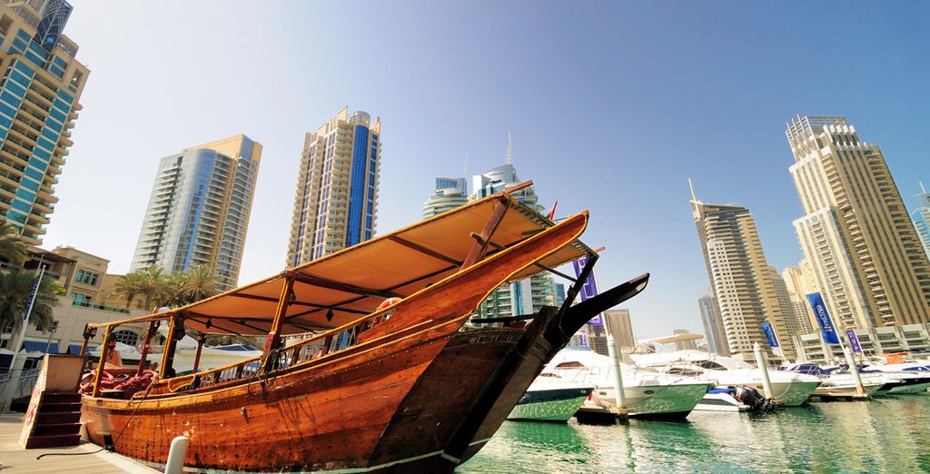 Jumeirah Al Qasr 5*