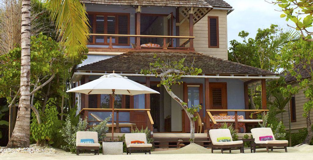 Hotel GoldenEye 4*
