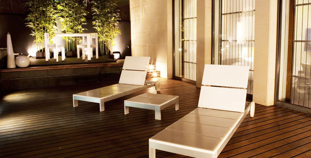 Hotel SixtyTwo 4*