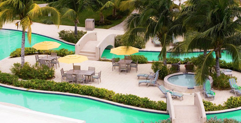 The Alexandra Resort 4*