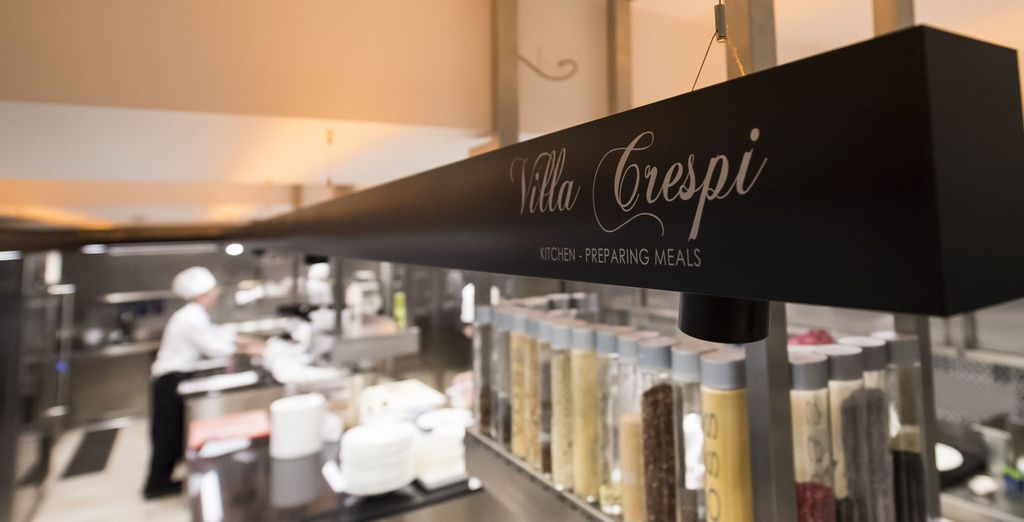 Relais & Chateaux Villa Crespi 4*