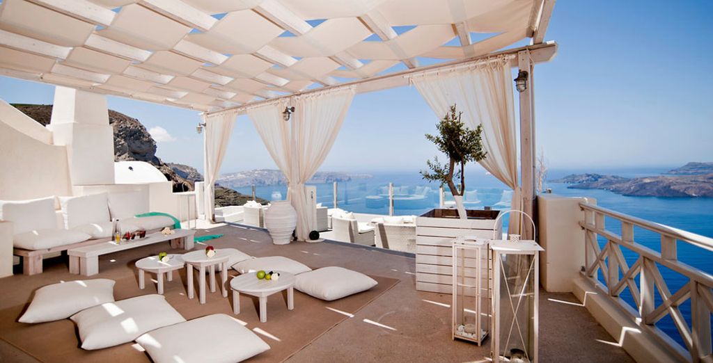 Petit Palace Suites 4*