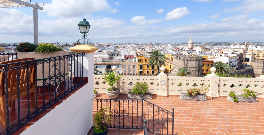 Tryp Macarena 4*