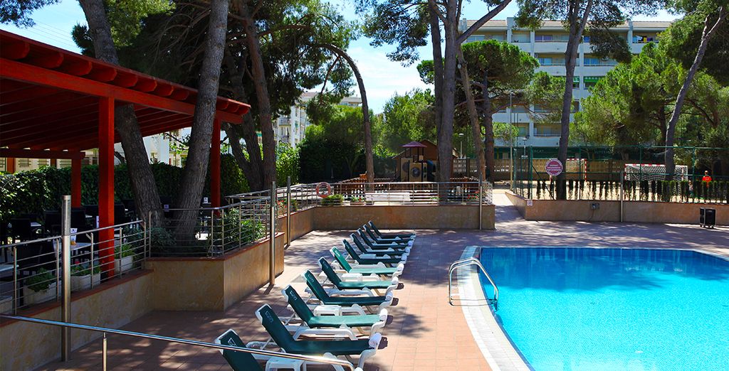 Golden Avenida Suites / Port Salou 4*
