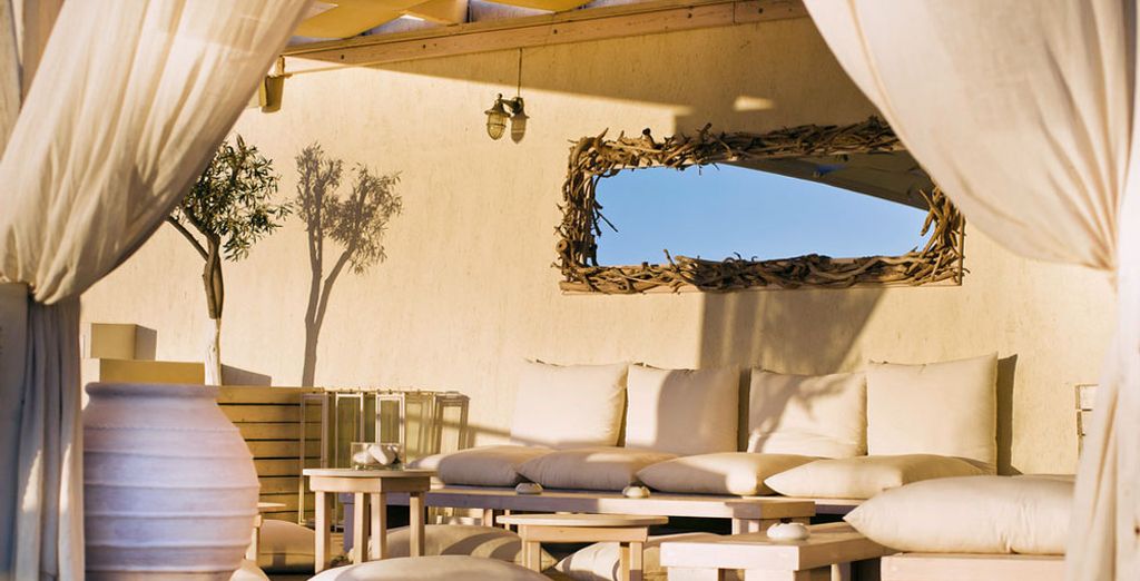 Petit Palace Suites 4*