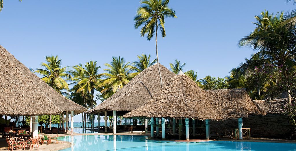 Neptune Village Beach Resort Diani 4*