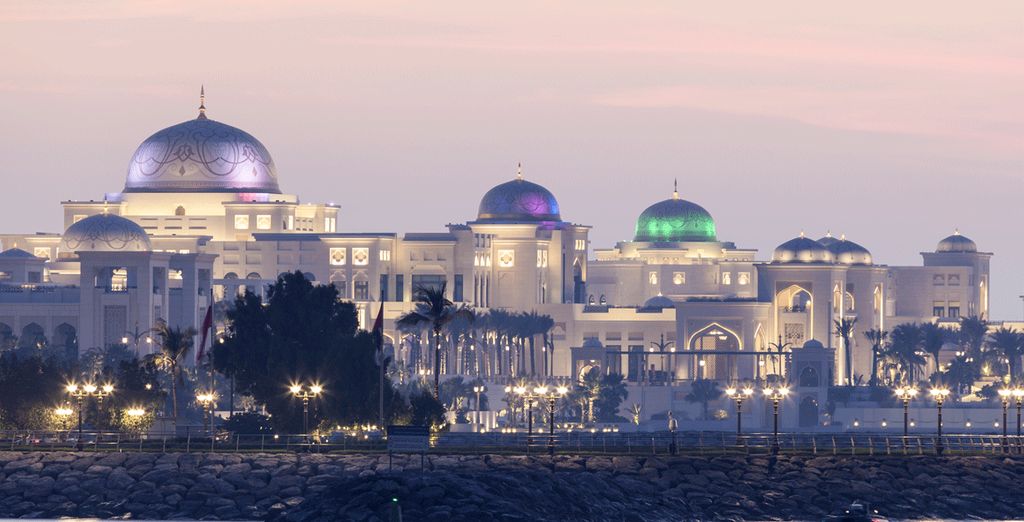 Le Meridien Abu Dhabi 4*
