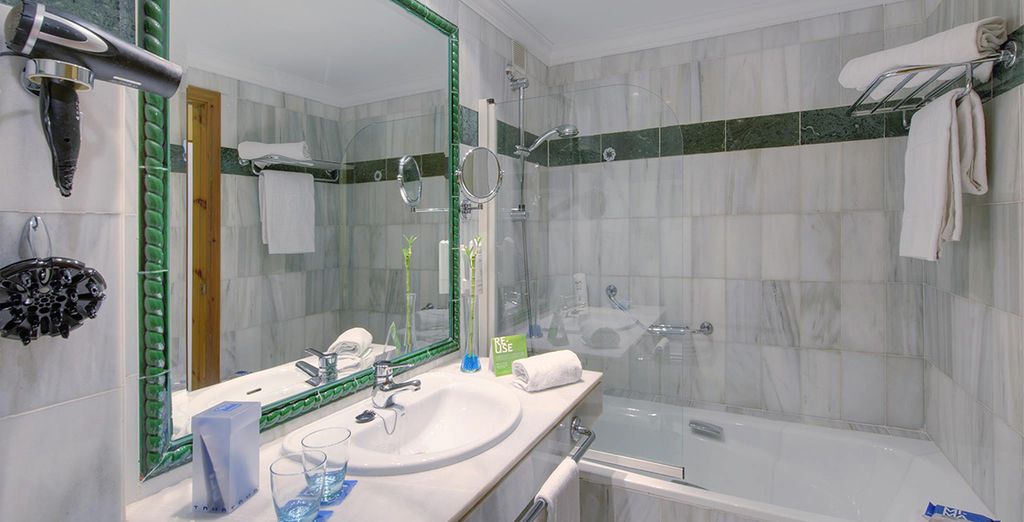 TRYP Guadalmar Hotel 4*