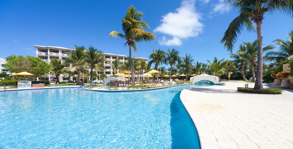 The Alexandra Resort 4*