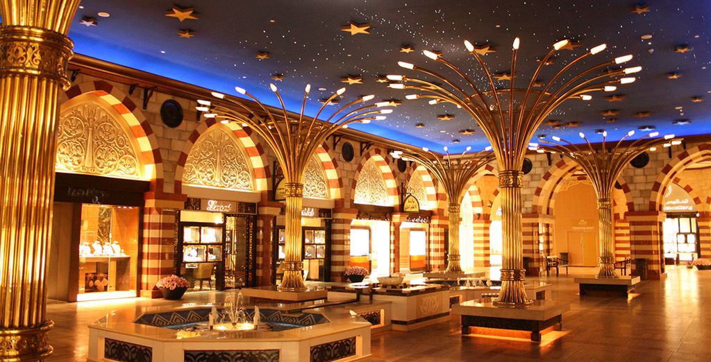 Dubai Marine Beach Resort 5*
