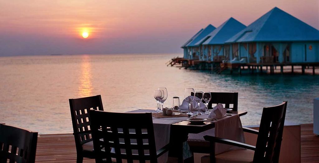 Diamonds Athuruga Beach and Water Villas 5*