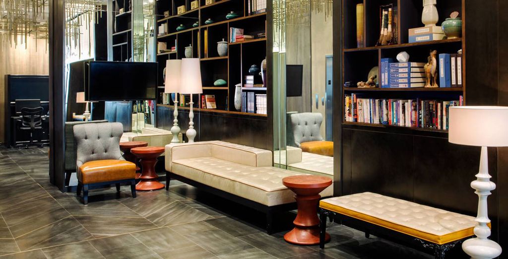 Holiday Inn Manhattan Financial District 4*