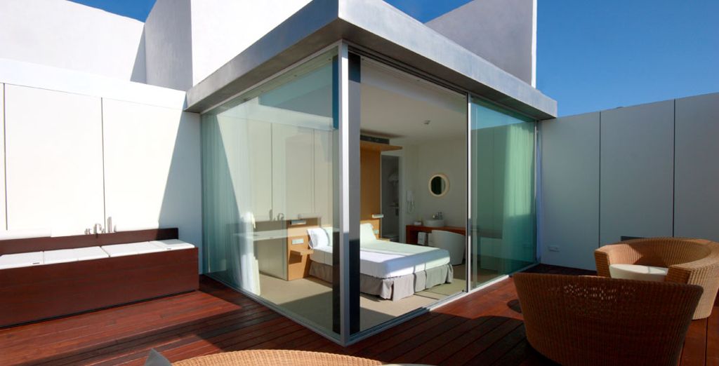Alenti Sitges Hotel & Restaurant 4*